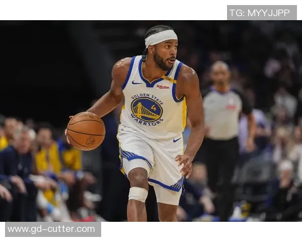 火箭与掘金激战正酣NBA赛场精彩对决引发球迷热议